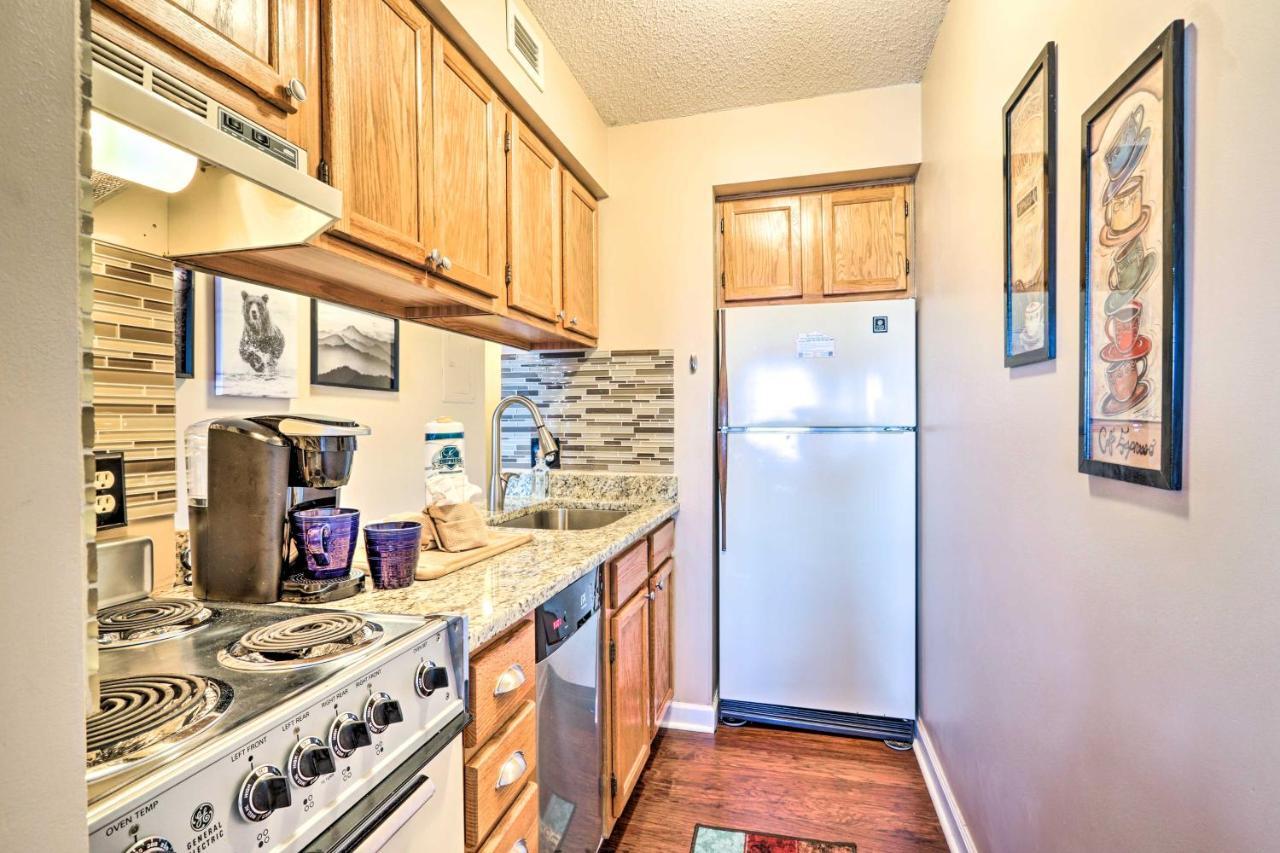 Gatlinburg Condo With Pool, Hot Tub, And Mtn Views! エクステリア 写真